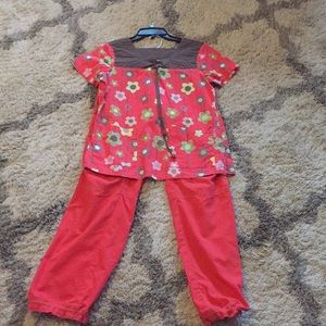 🌺🌼Koi scrub set🌺🌼